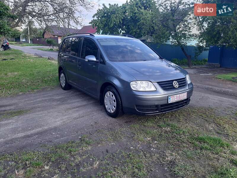 Минивэн Volkswagen Touran 2004 в Полтаве