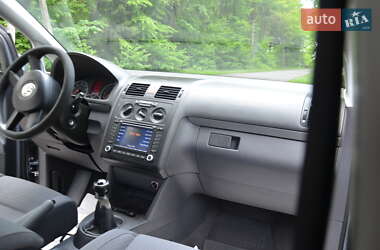 Мінівен Volkswagen Touran 2007 в 