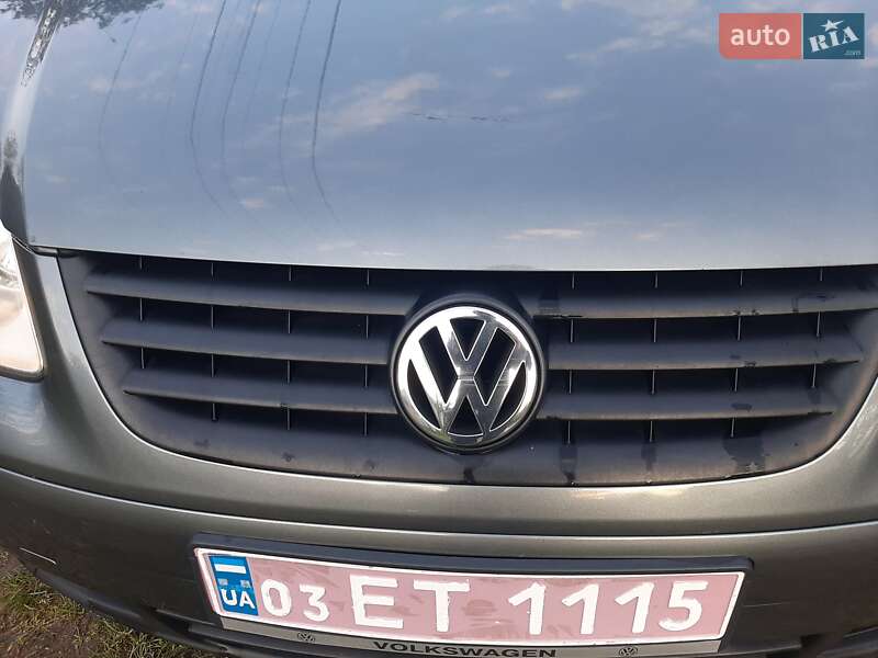 Минивэн Volkswagen Touran 2004 в Полтаве