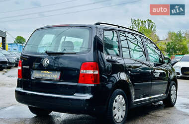 Минивэн Volkswagen Touran 2004 в 