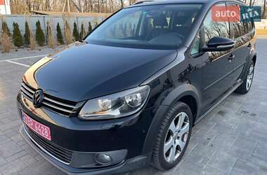 Мінівен Volkswagen Touran 2011 в Луцьку