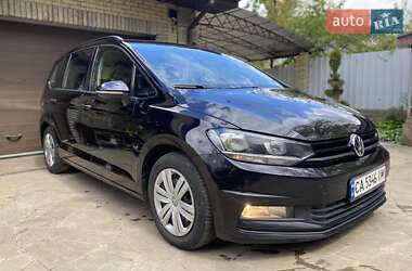 Микровэн Volkswagen Touran 2016 в Ирпене