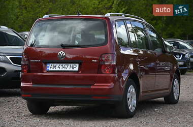Минивэн Volkswagen Touran 2007 в 