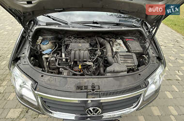 Мінівен Volkswagen Touran 2008 в 