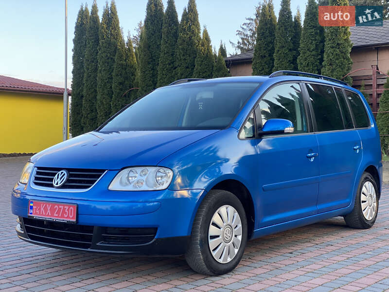 Минивэн Volkswagen Touran 2005 в 