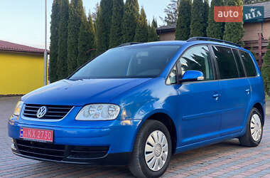 Минивэн Volkswagen Touran 2005 в 