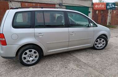 Мінівен Volkswagen Touran 2006 в Львові