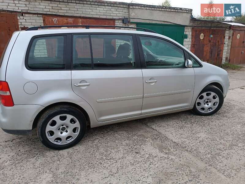 Volkswagen Touran 2006