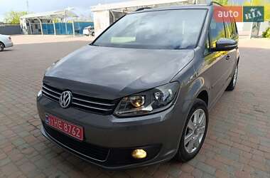 Мінівен Volkswagen Touran 2011 в 