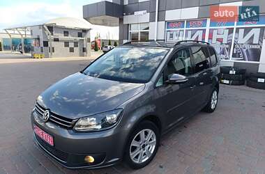 Мінівен Volkswagen Touran 2011 в 
