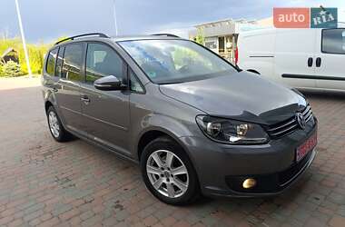 Мінівен Volkswagen Touran 2011 в 