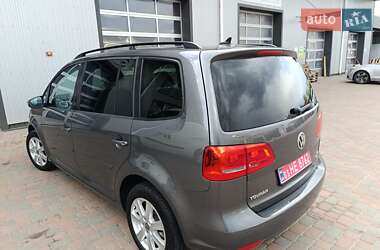 Мінівен Volkswagen Touran 2011 в 