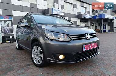 Мінівен Volkswagen Touran 2011 в 