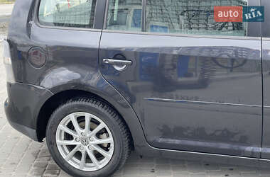 Мінівен Volkswagen Touran 2003 в 
