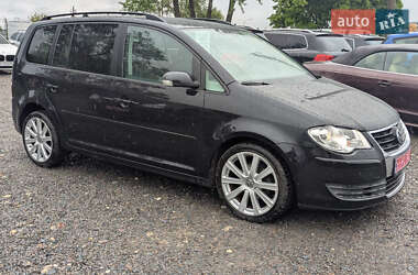 Минивэн Volkswagen Touran 2009 в 
