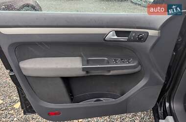 Минивэн Volkswagen Touran 2009 в 