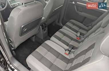 Минивэн Volkswagen Touran 2009 в 