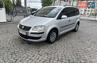 Минивэн Volkswagen Touran 2008 в Хмельницком
