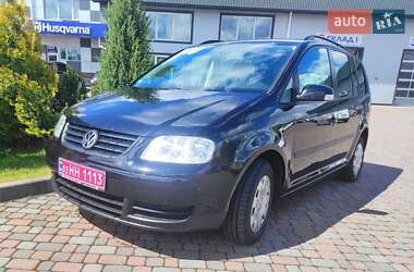 Минивэн Volkswagen Touran 2004 в Сарнах