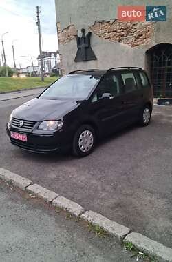 Минивэн Volkswagen Touran 2004 в Луцке