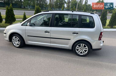 Мінівен Volkswagen Touran 2008 в 