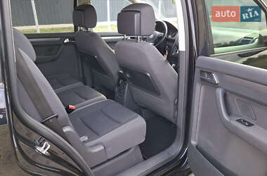 Минивэн Volkswagen Touran 2013 в 