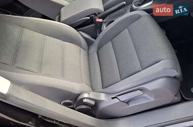 Минивэн Volkswagen Touran 2013 в 