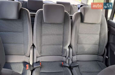 Минивэн Volkswagen Touran 2013 в 
