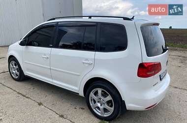 Минивэн Volkswagen Touran 2010 в 