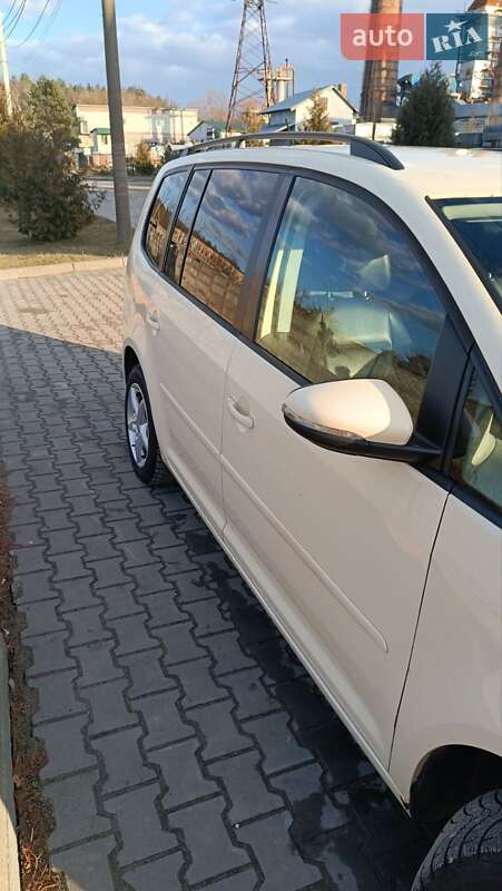Минивэн Volkswagen Touran 2011 в Львове фото 4 Минивэн Volkswagen Touran 2011 в Львове
