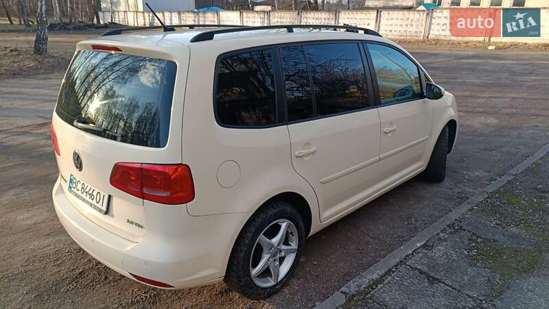 Минивэн Volkswagen Touran 2011 в Львове фото 10 Минивэн Volkswagen Touran 2011 в Львове