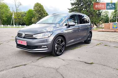 Микровэн Volkswagen Touran 2019 в Новоархангельске