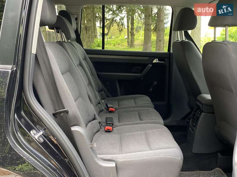 Минивэн Volkswagen Touran 2009 в Вознесенске