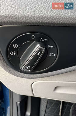 Микровэн Volkswagen Touran 2016 в 