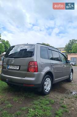 Мінівен Volkswagen Touran 2009 в 