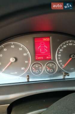 Минивэн Volkswagen Touran 2007 в 