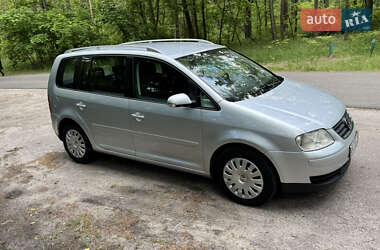 Минивэн Volkswagen Touran 2005 в 