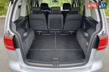 Мінівен Volkswagen Touran 2013 в 