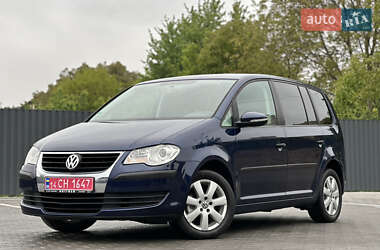 Минивэн Volkswagen Touran 2009 в Виннице