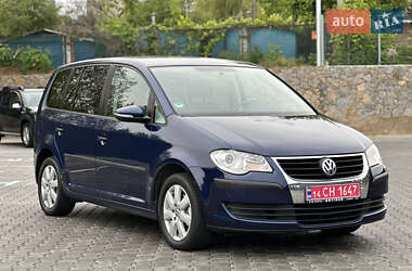 Минивэн Volkswagen Touran 2009 в 