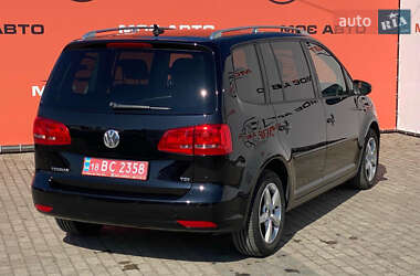 Мінівен Volkswagen Touran 2012 в 