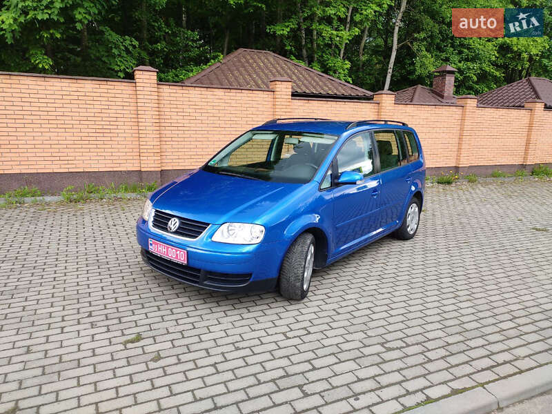 Минивэн Volkswagen Touran 2005 в Красилове