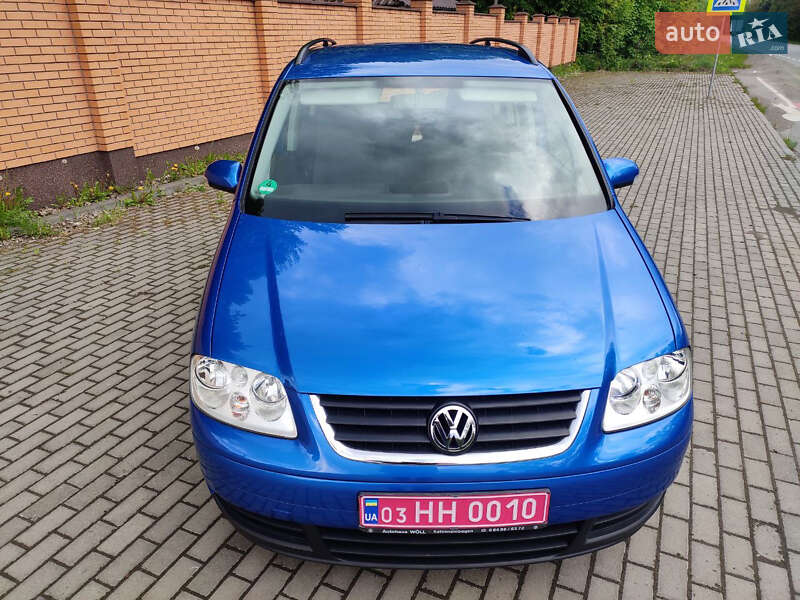 Минивэн Volkswagen Touran 2005 в Красилове
