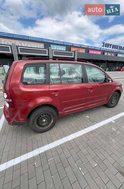 Мінівен Volkswagen Touran 2007 в 
