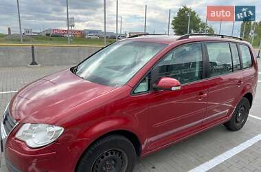 Мінівен Volkswagen Touran 2007 в 