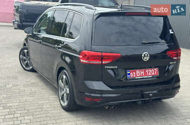Мікровен Volkswagen Touran 2016 в 