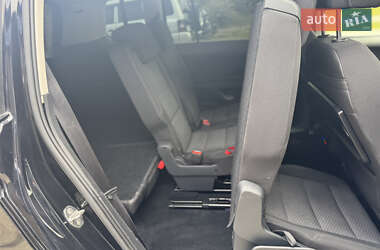 Мікровен Volkswagen Touran 2016 в 