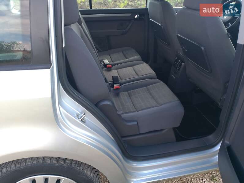 Минивэн Volkswagen Touran 2006 в Тернополе