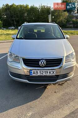Минивэн Volkswagen Touran 2007 в Виннице