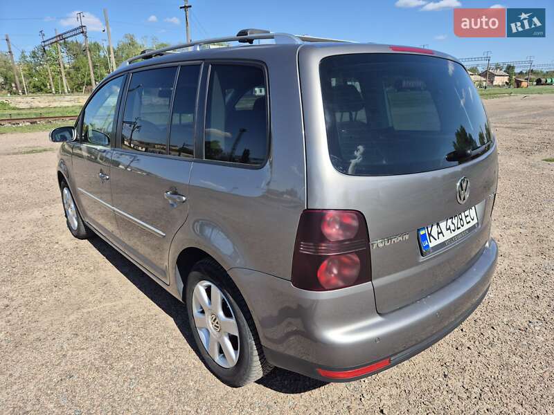 Минивэн Volkswagen Touran 2007 в Бердичеве